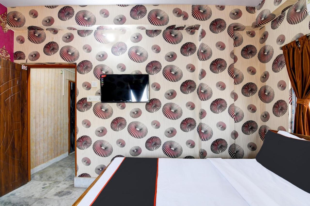 Joy Maa Tara Hotel & Restaurant Kalküta Dış mekan fotoğraf
