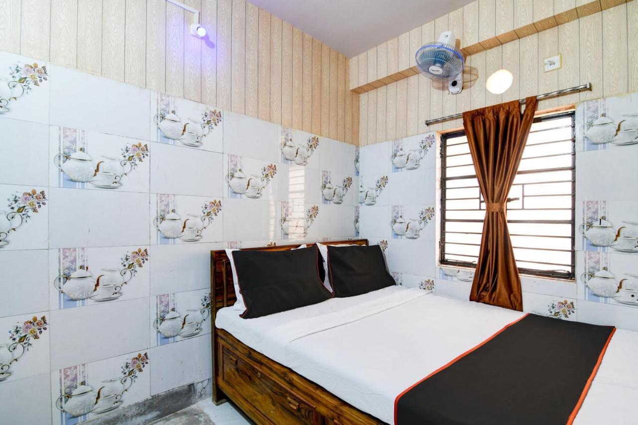 Joy Maa Tara Hotel & Restaurant Kalküta Dış mekan fotoğraf