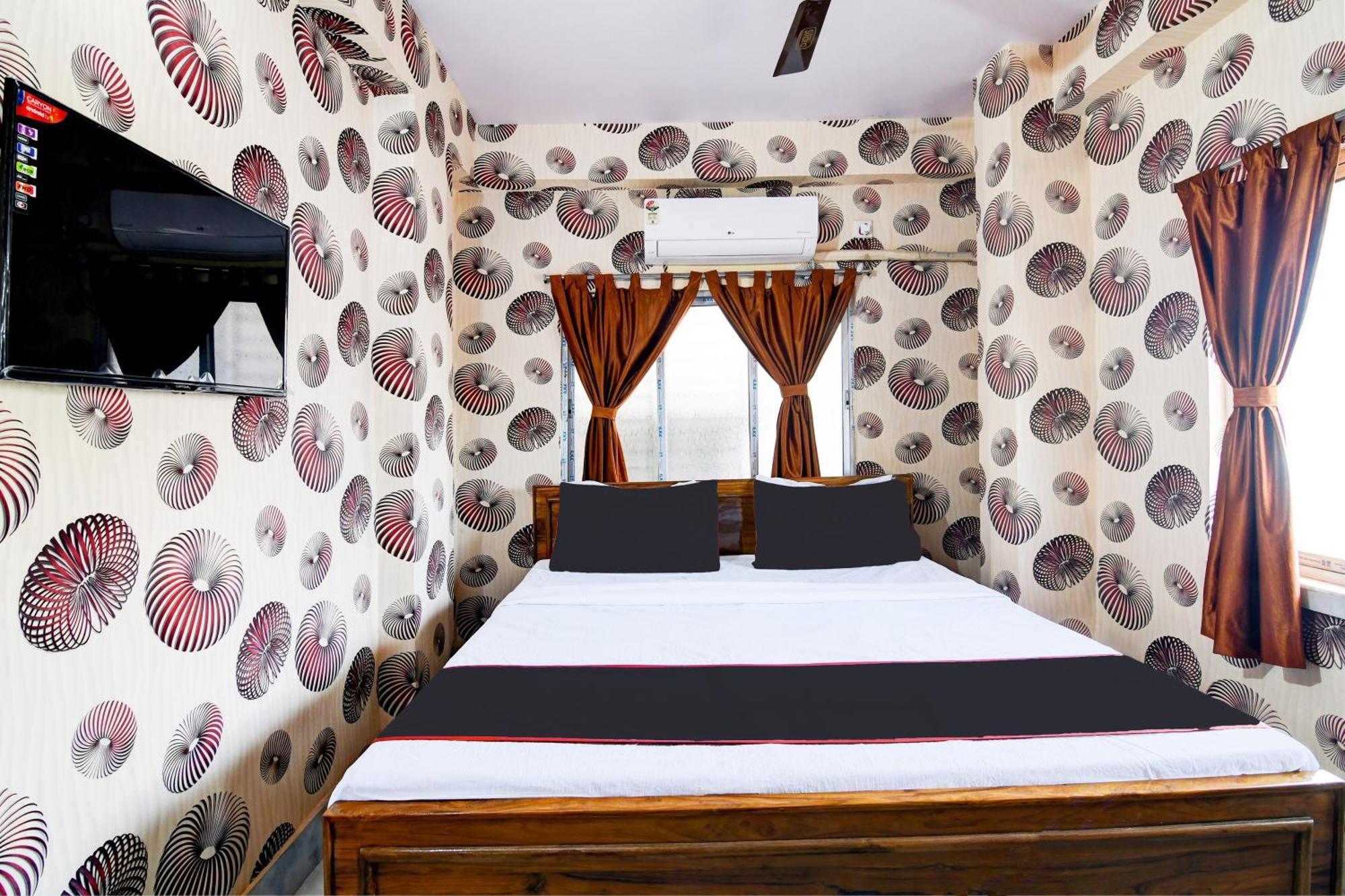 Joy Maa Tara Hotel & Restaurant Kalküta Dış mekan fotoğraf